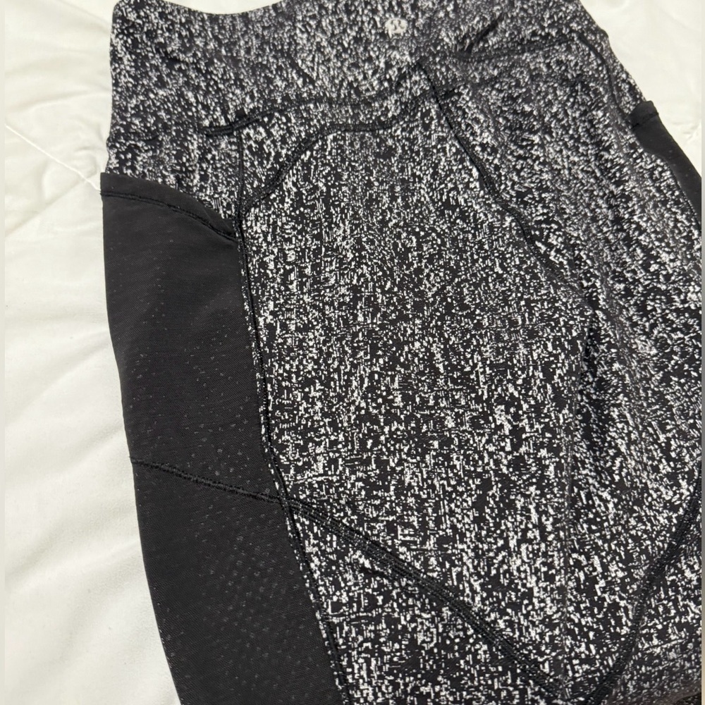 Lululemon Fit Physique Tight - Picture 8 of 13